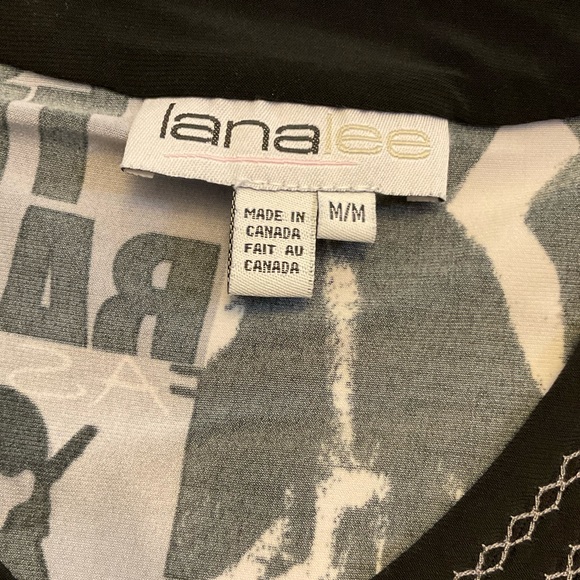 LanaLee Black and Off-White “Love Handbags” Tunic, Size Medium - Picture 6 of 7